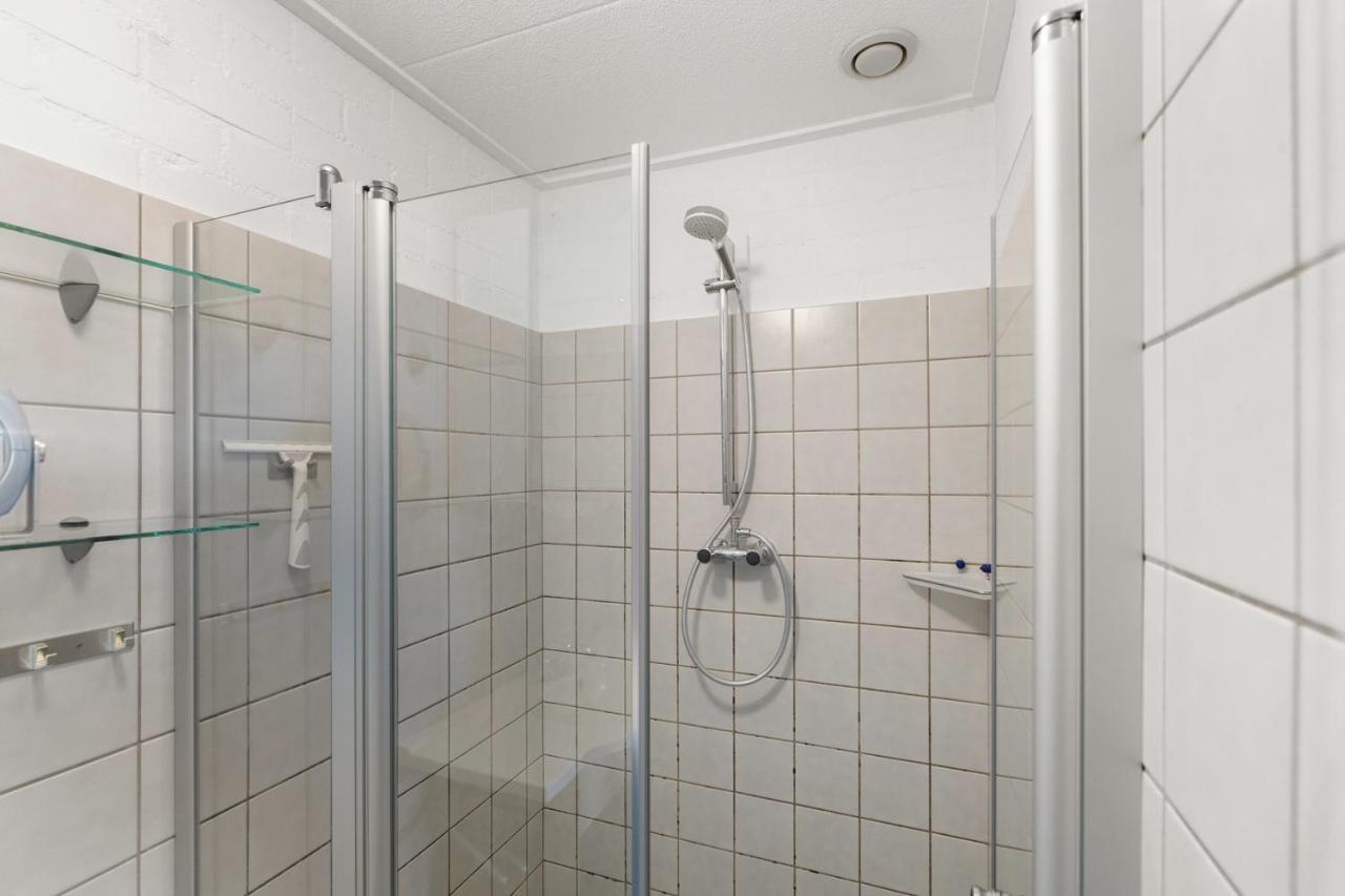 Hello Zeeland - Vakantiehuis Duinroos 133 Breskens Exteriör bild